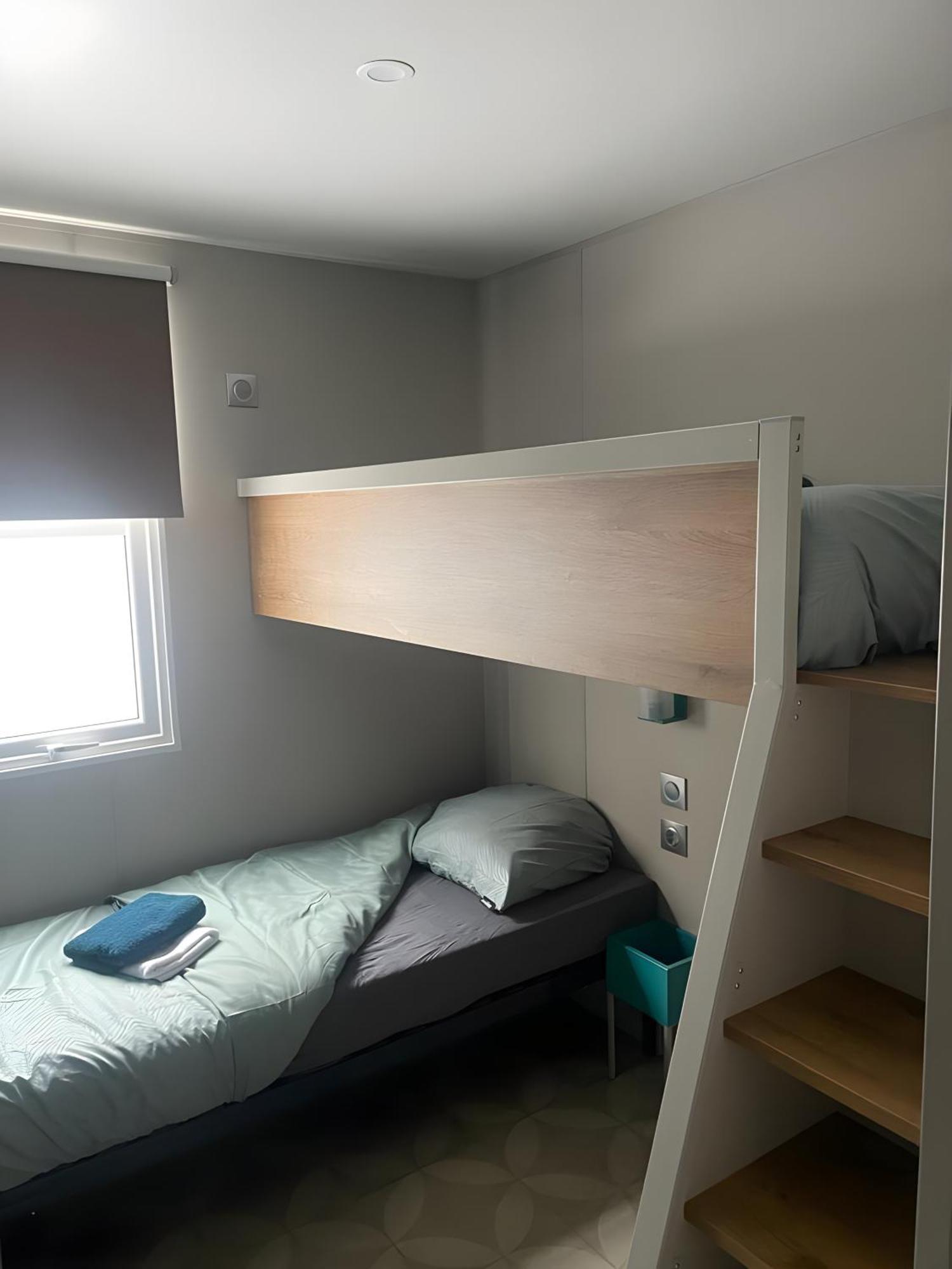 Вилла Cozy Tiny Solhouse 4 - Near Groningen Kropswolde Экстерьер фото